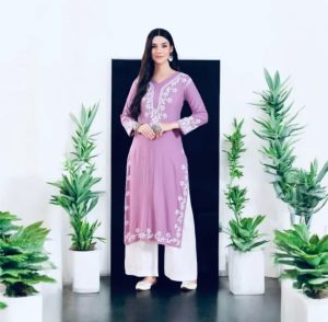 Arham Chikan Hand Embroidered Reyon...